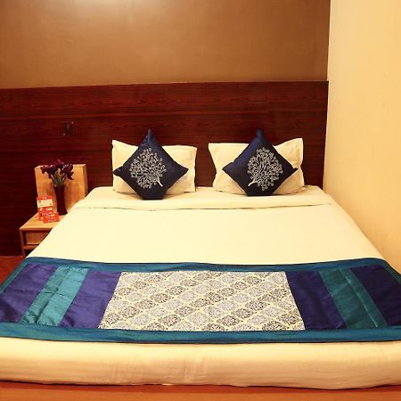 Oyo Rooms Ballygunge Hazra Law College Kalkutta Kültér fotó